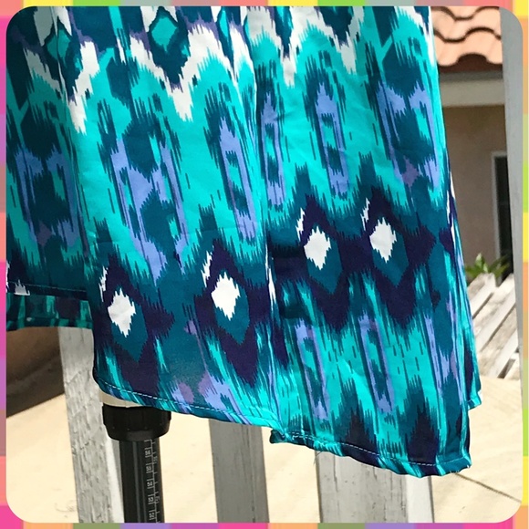 New H&M Aqua Blue Teal Multicolor Ikat Tribal Print Hi-Lo Hem Skirt Size 6 or S - Picture 4 of 8